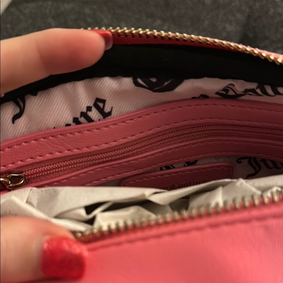 Juicy Couture Taking the always Camera Crossbody Bag Pink Lemonade - Picture 13 of 16